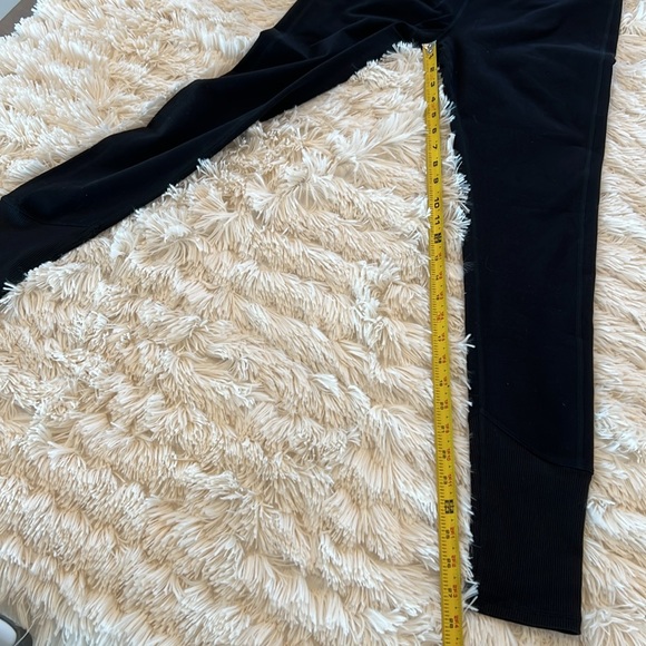 NWOT Alo Yoga High-Waist Alosoft Lounge Legging Black M - Picture 6 of 9